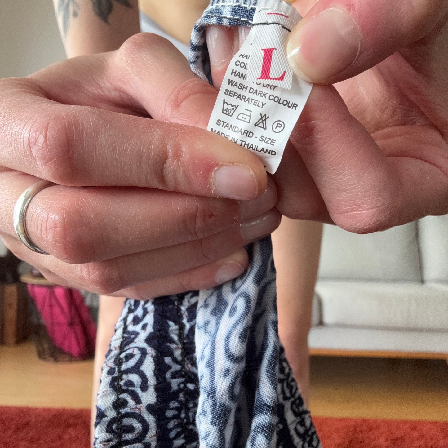 White and blue Pants | Bern