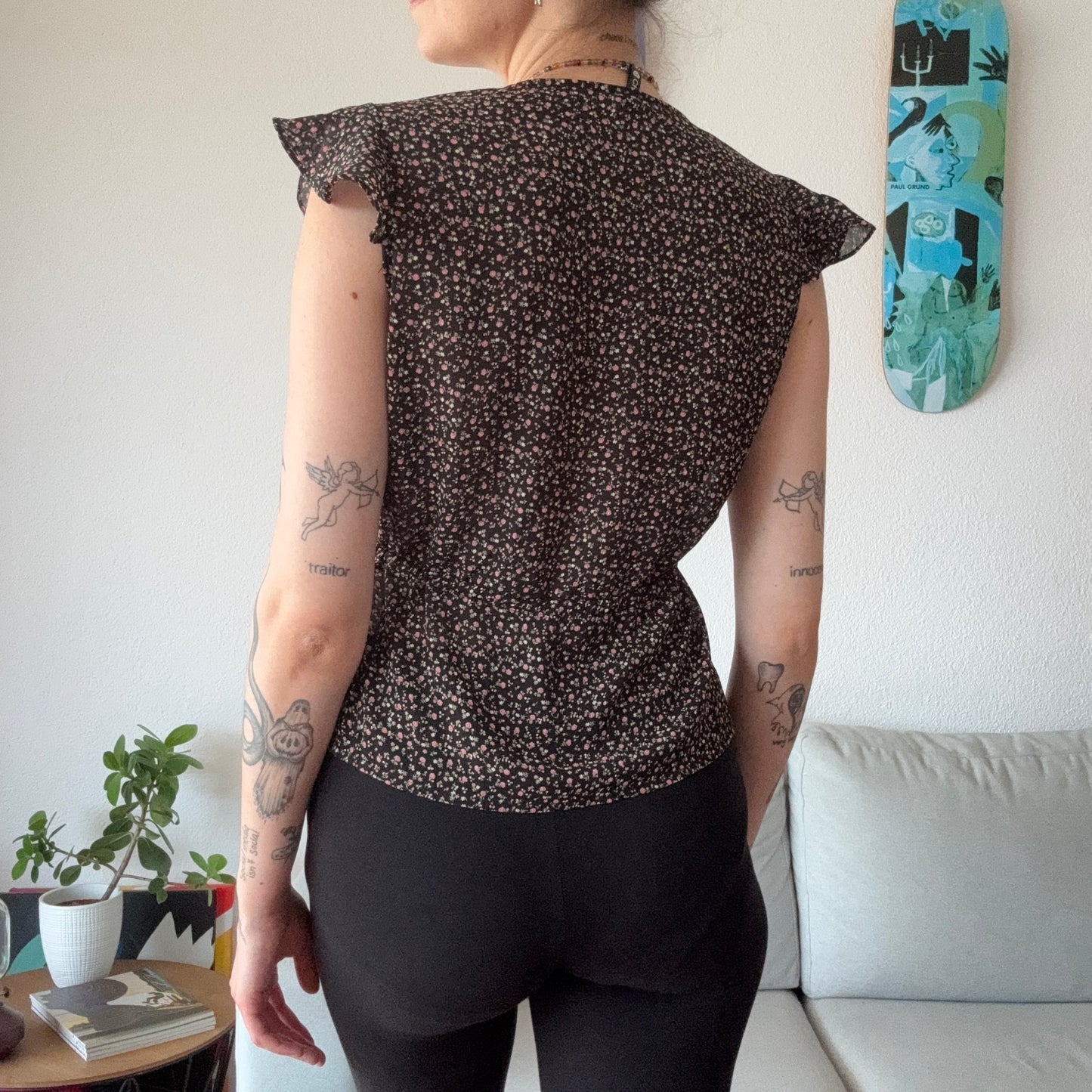 Black Shirt / Blouse with Flower Print | Bern