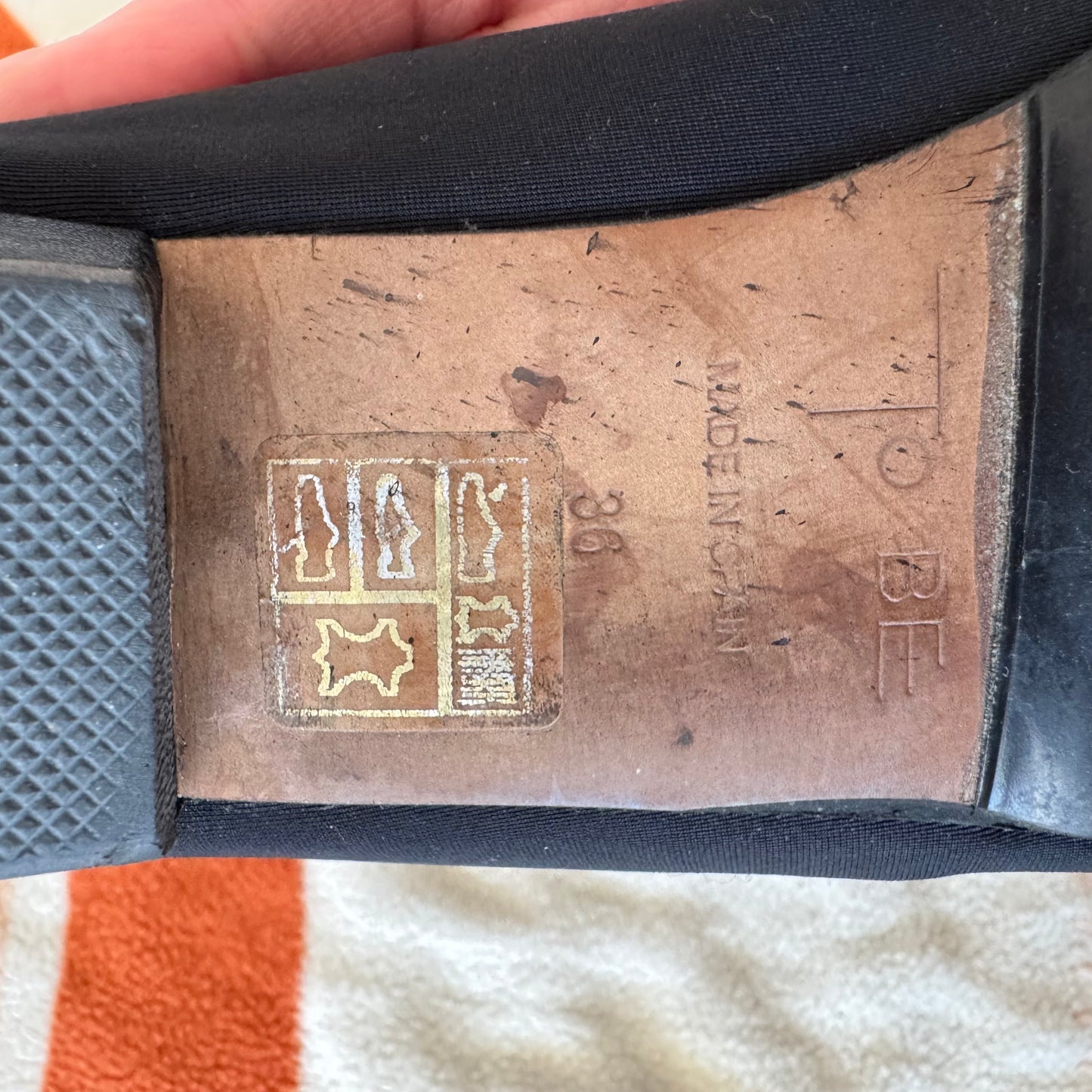 Schwarze Schuhe