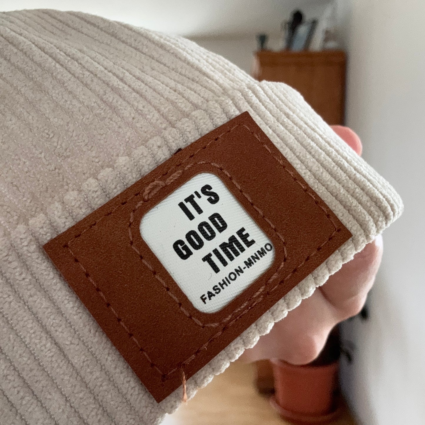 Beigefarbener Hut | Bern