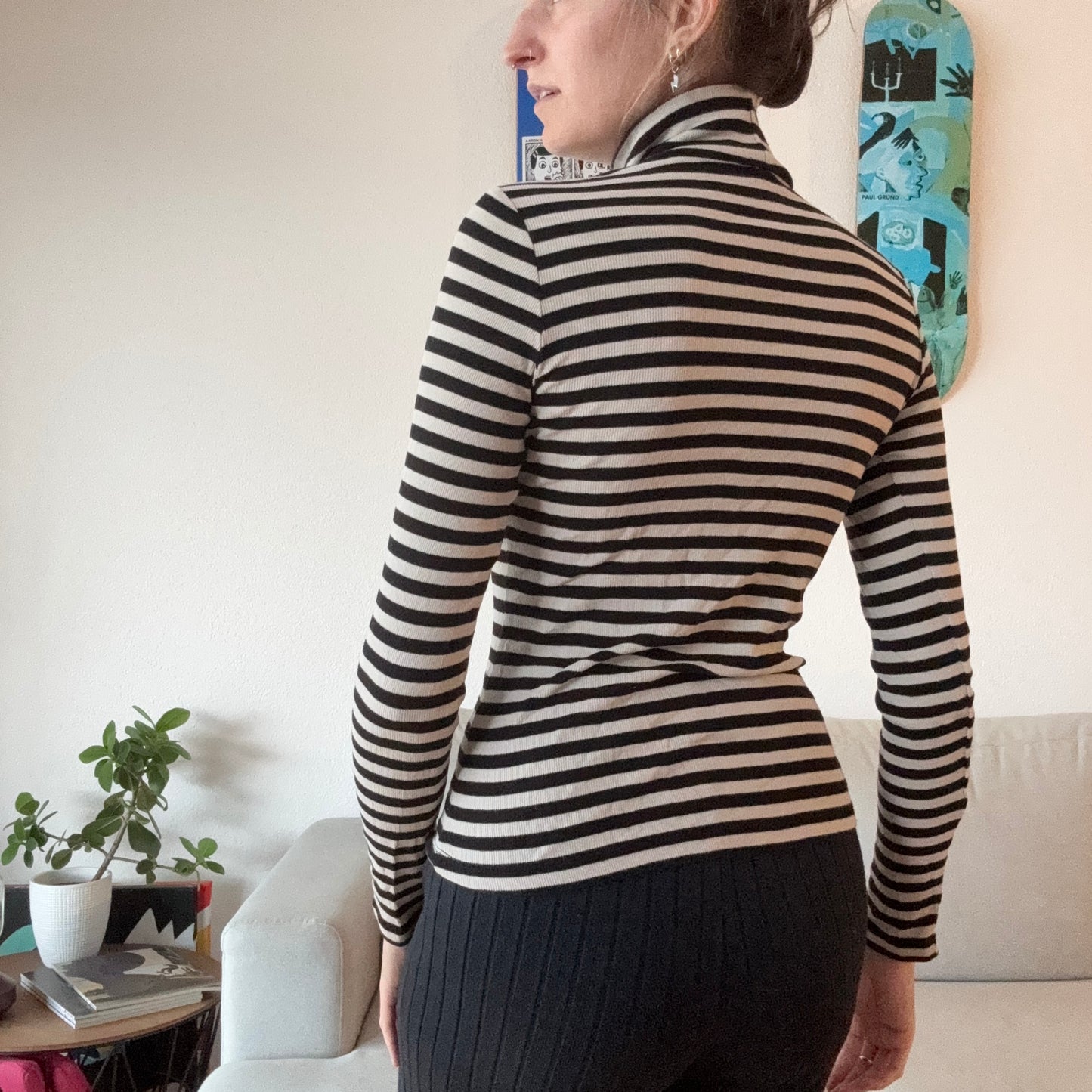 Black and White striped Longsleeve