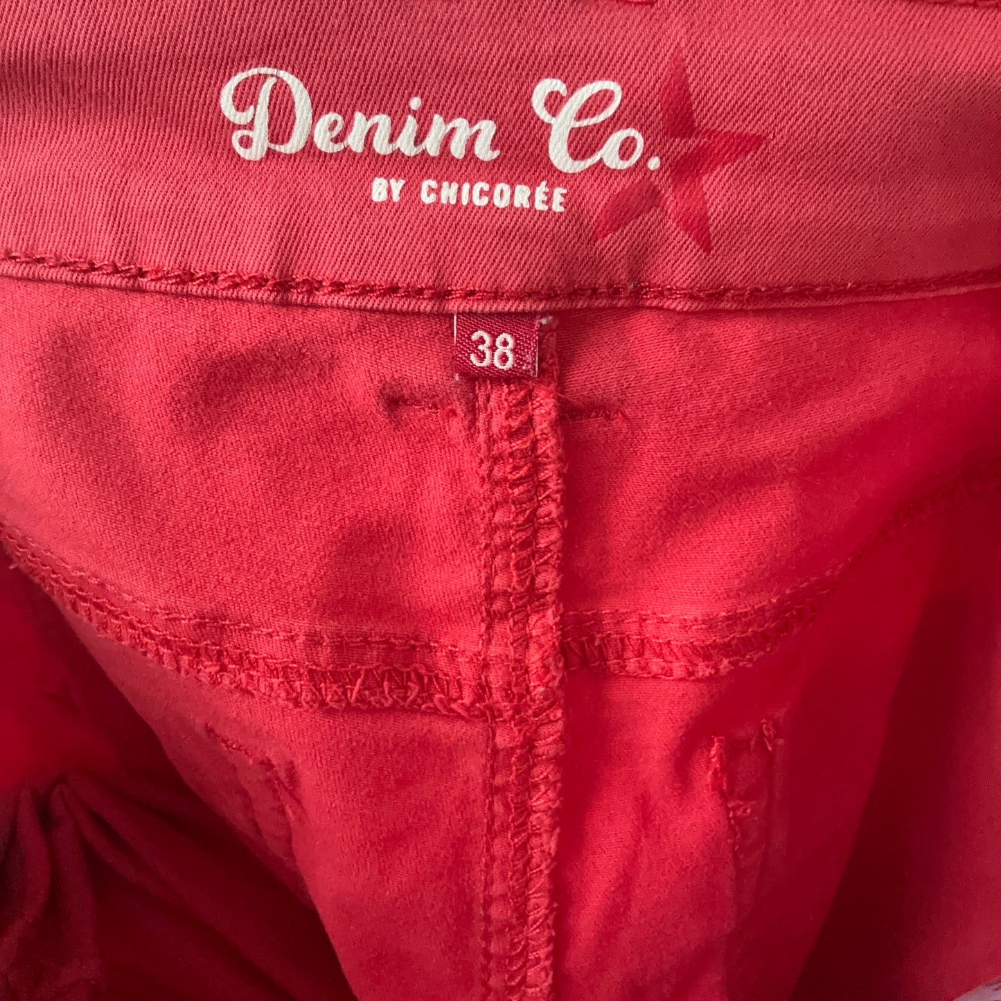 Red Capri Jeans | Bern