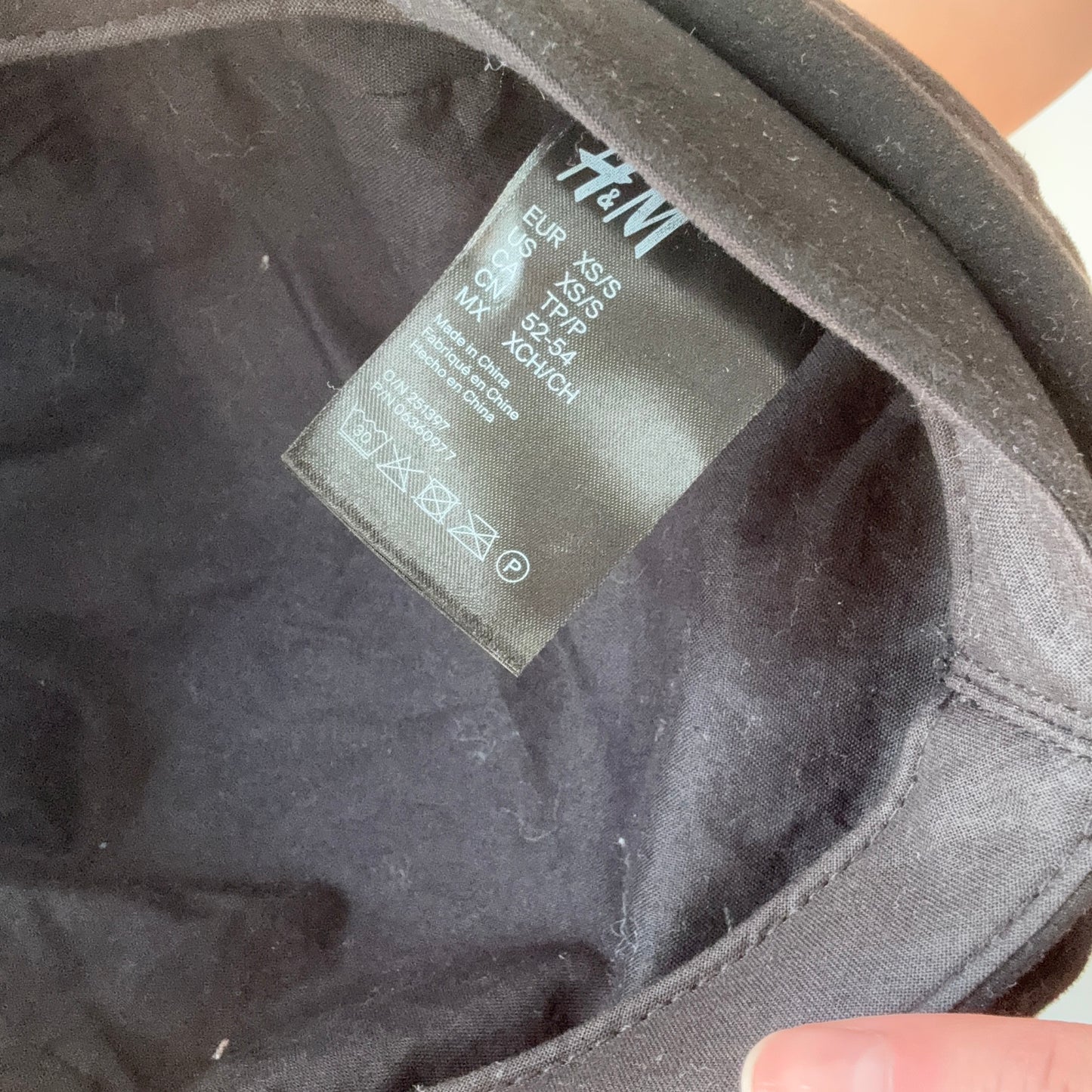 Black Cap / Hat | Bern