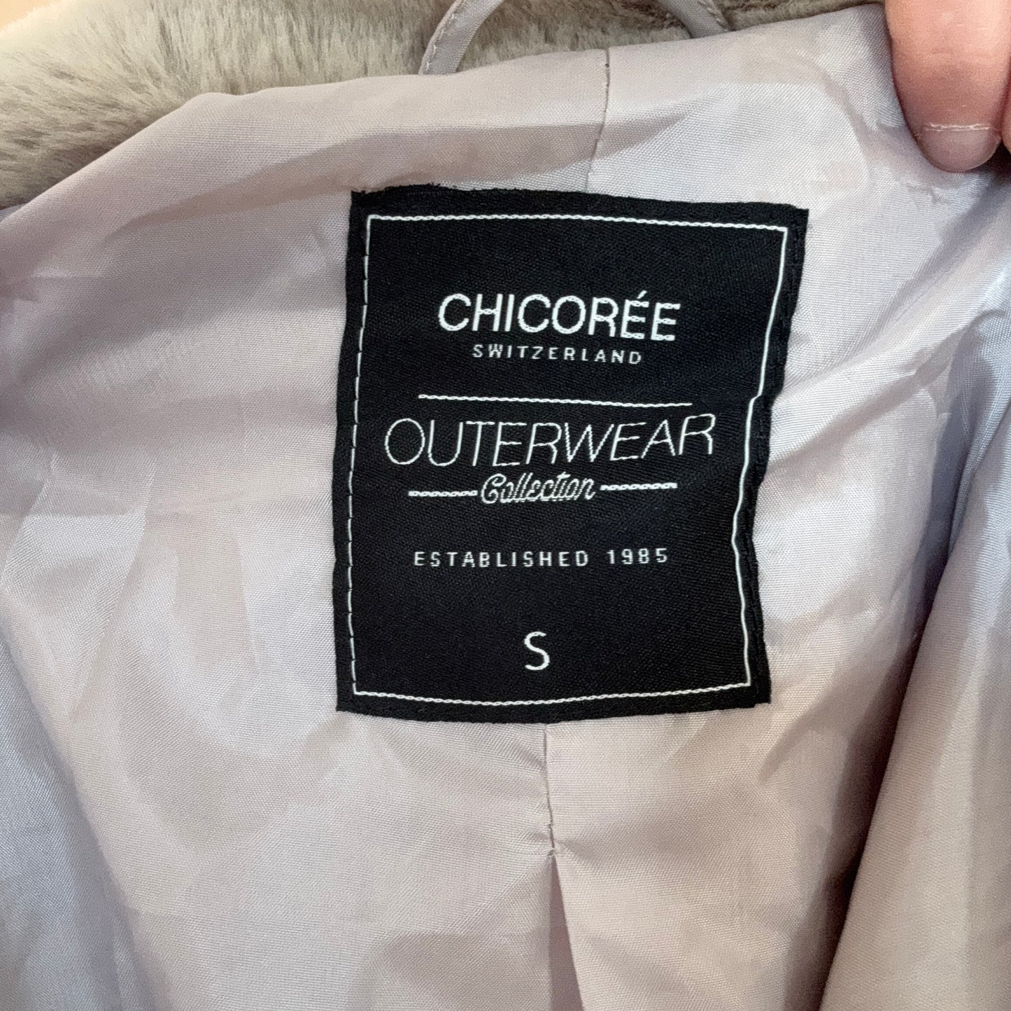 Beige flauschige Jacke | Bern