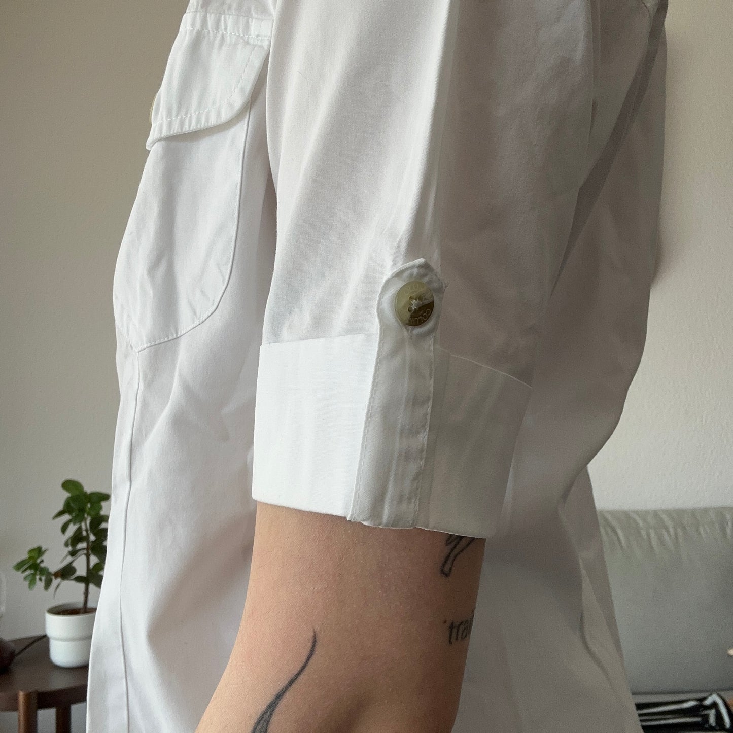 White Shirt/Blouse