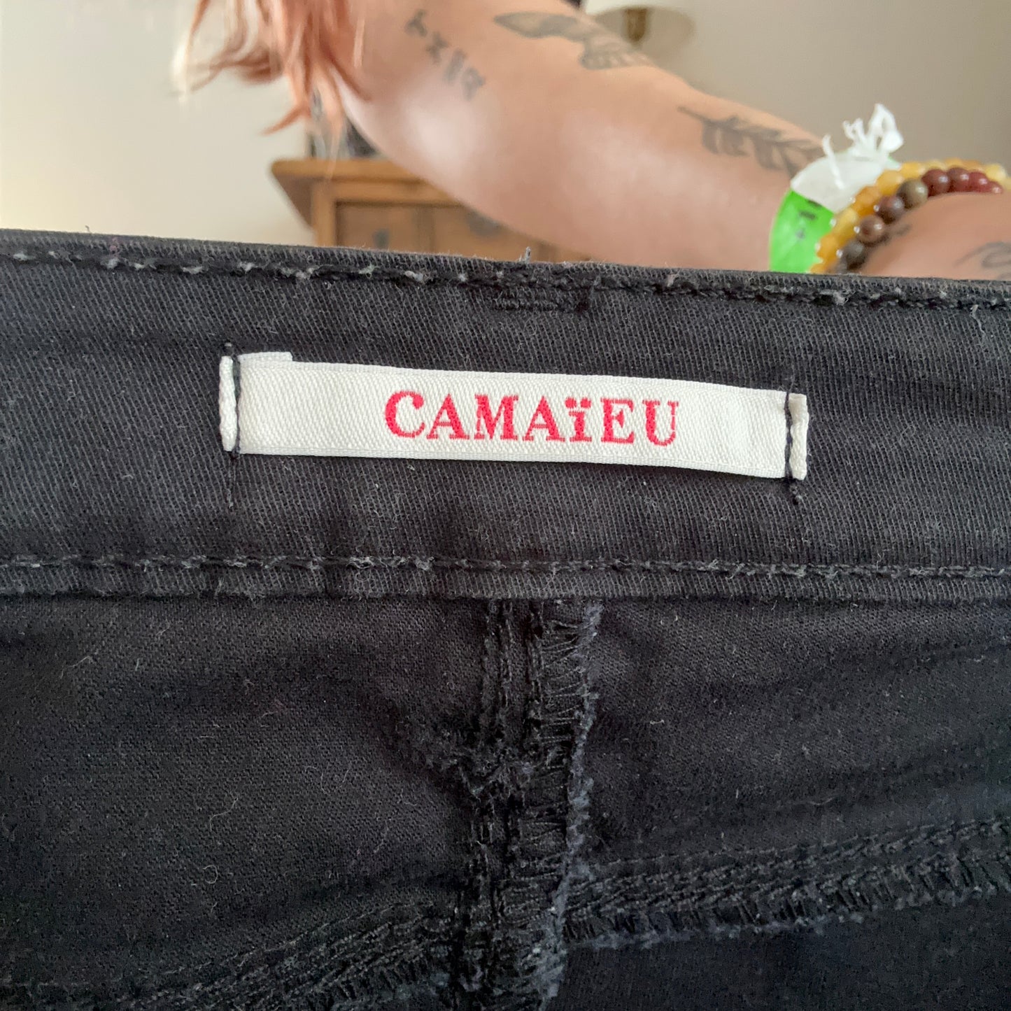 Y2K Black Capri Pants | Neuenegg