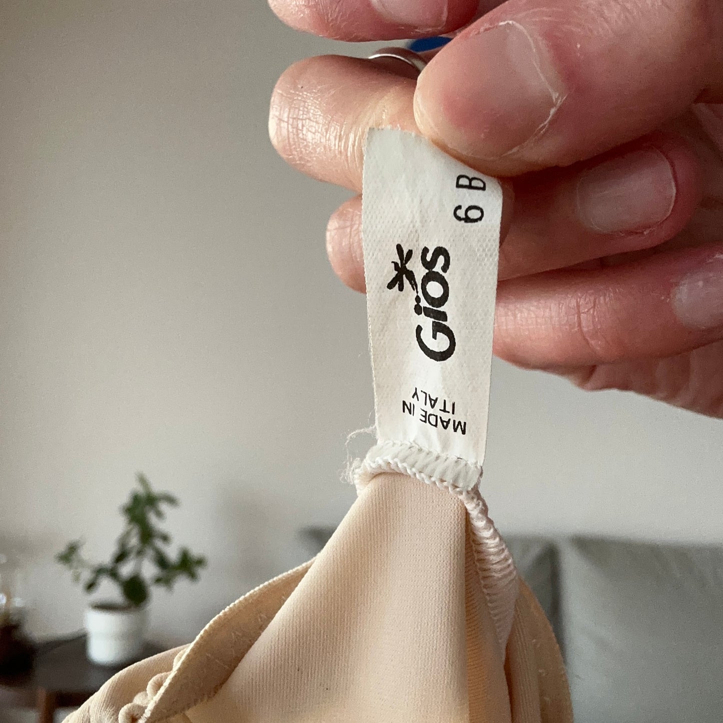 Y2K Beige Top | Bern