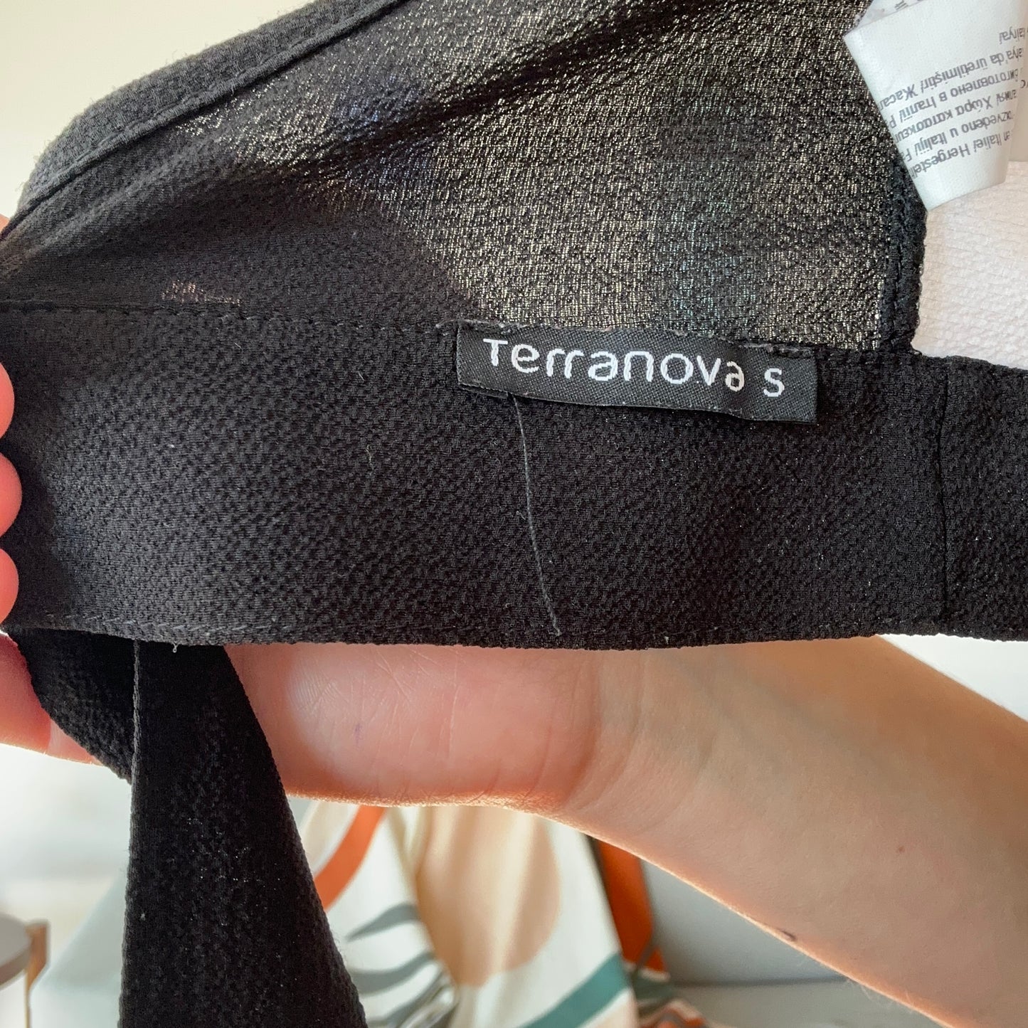 Haut porte-cou noir et blanc | Bern