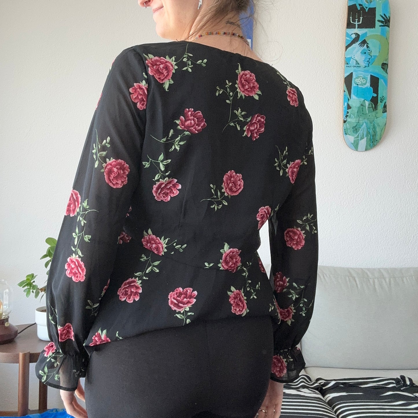 Black Blouse with pink Flowers | Bern