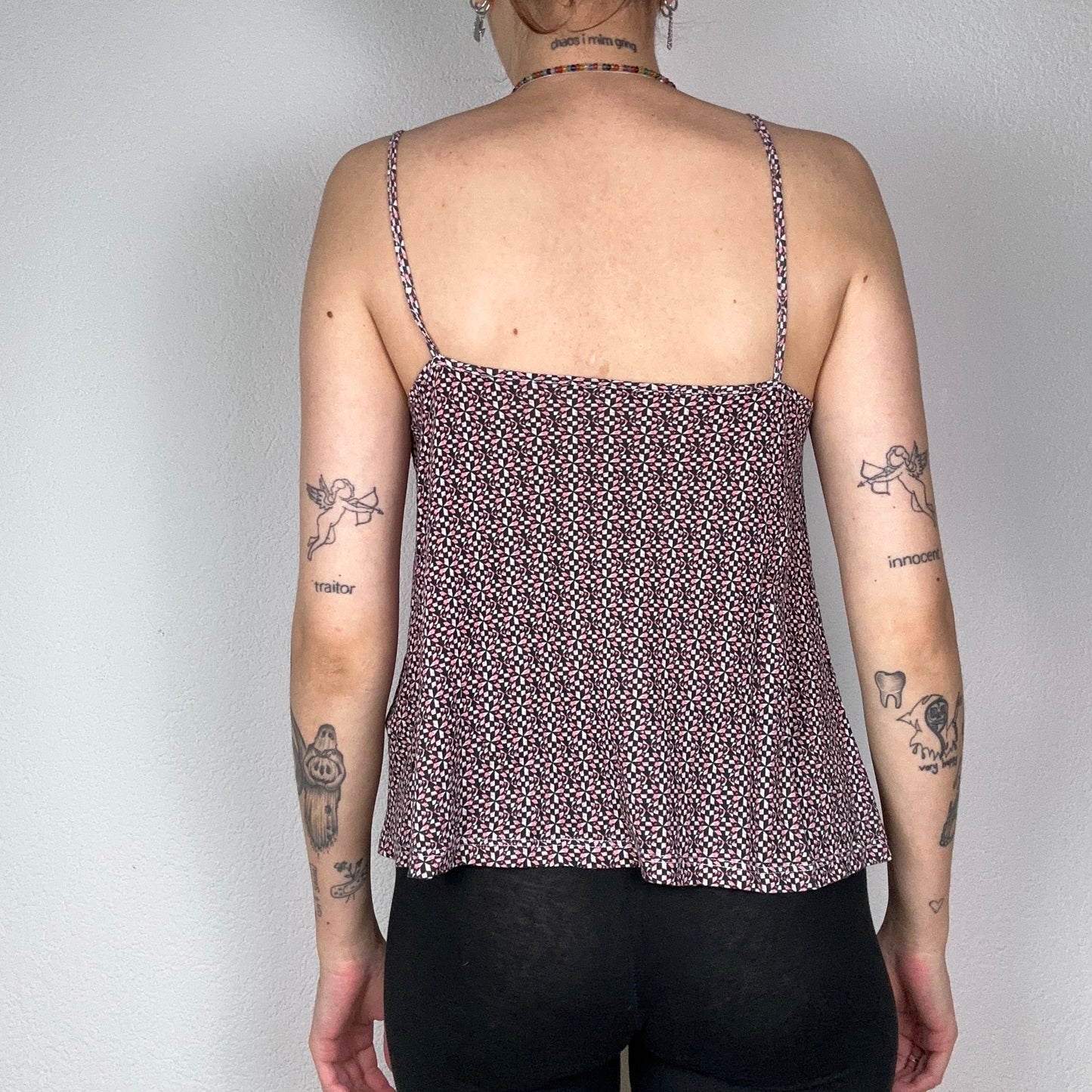 Pink and black top | Bern