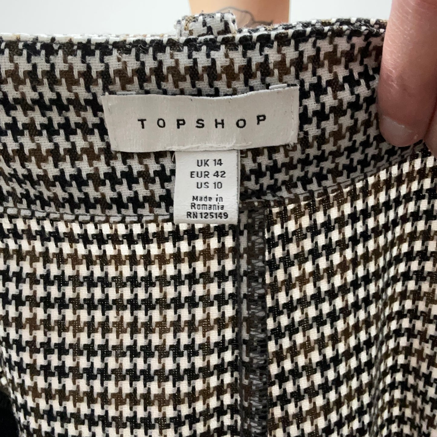 Black white and brown pants | Bern