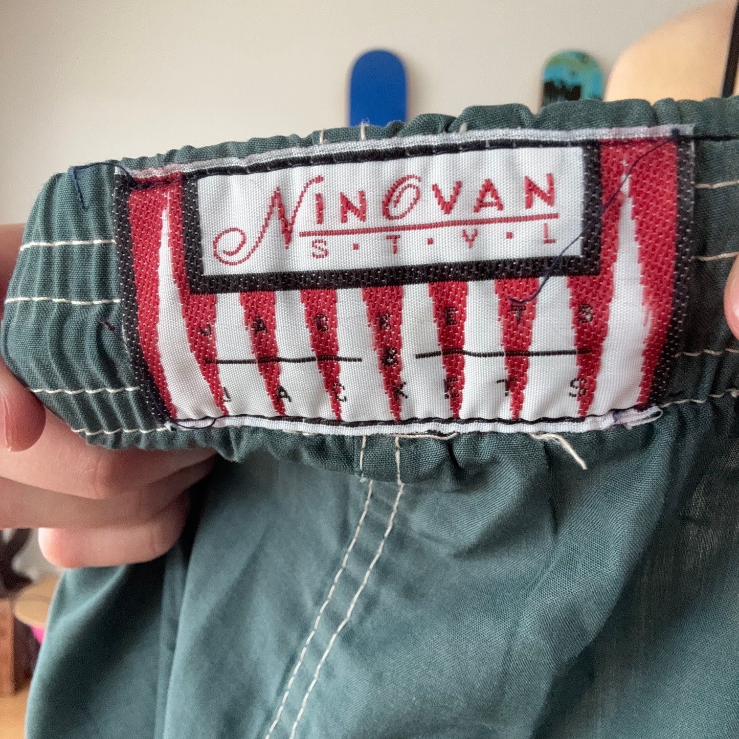 Vintage-Shorts in Grün, Rot und Beige