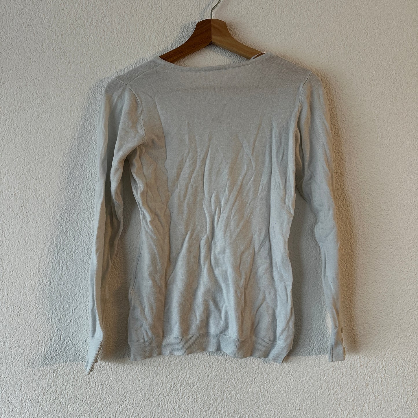 Graues Langarmshirt
