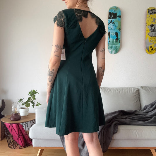 Green Dress | Bern