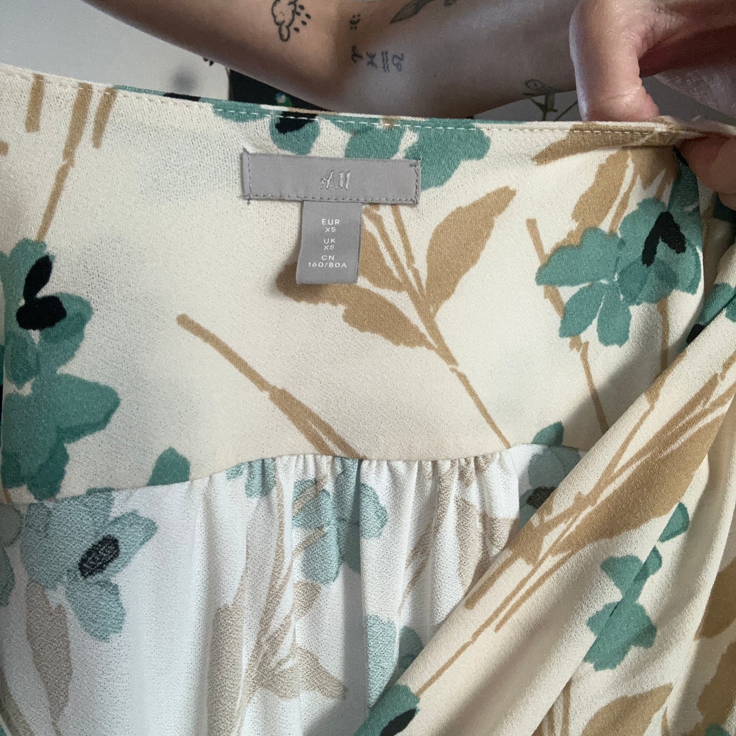 Beige Dress with blue Flower Print | Bern