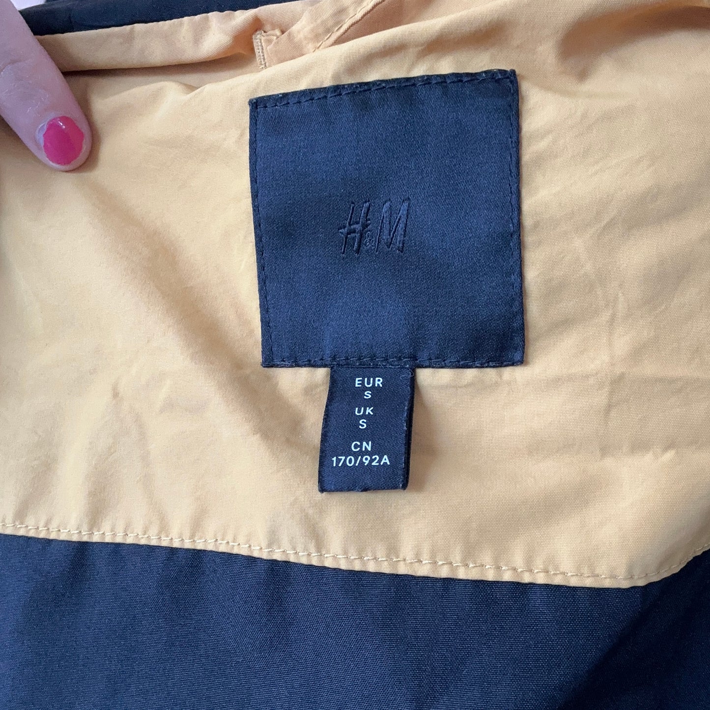 Yellow Jacket | Bern