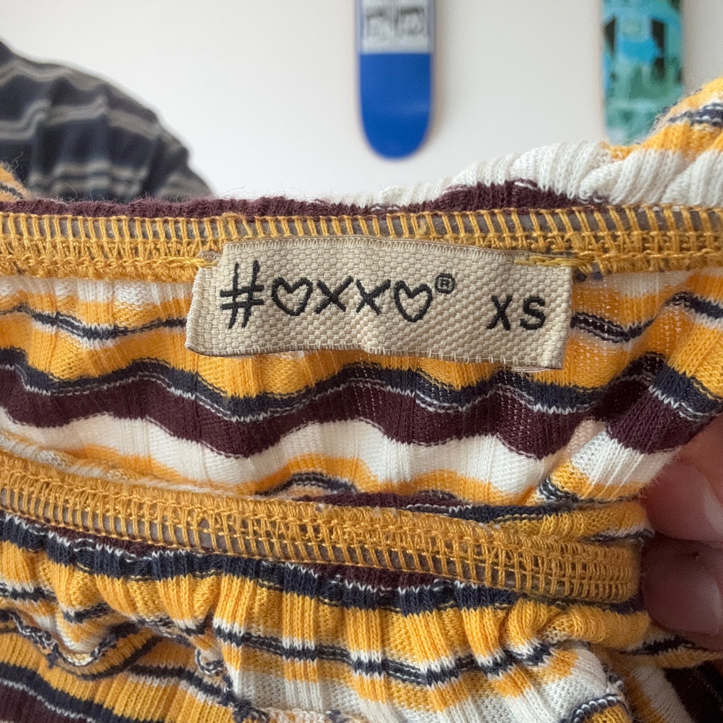 Yellow cropped Longsleeve with red and white stripes | Bern