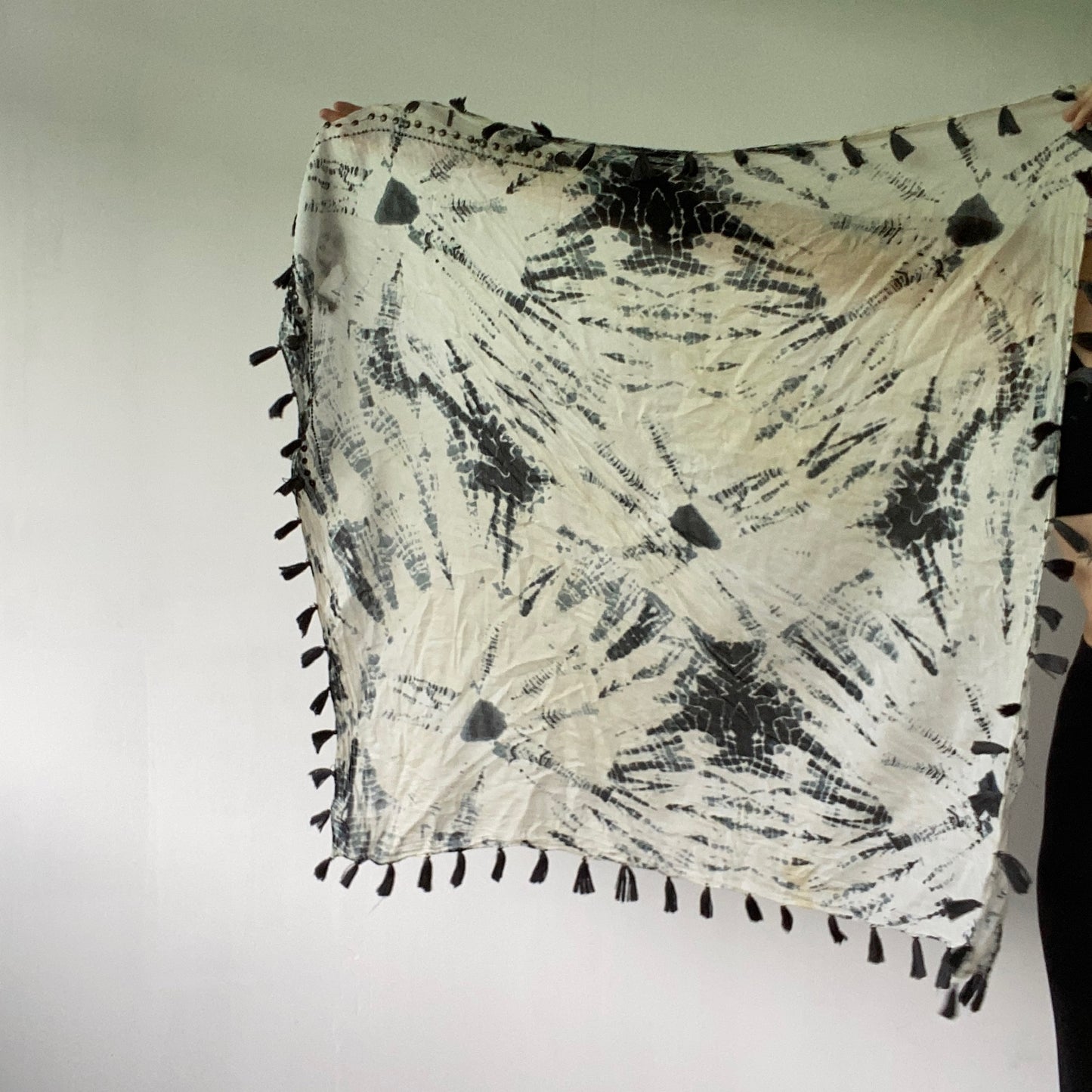 White Scarf with blue details