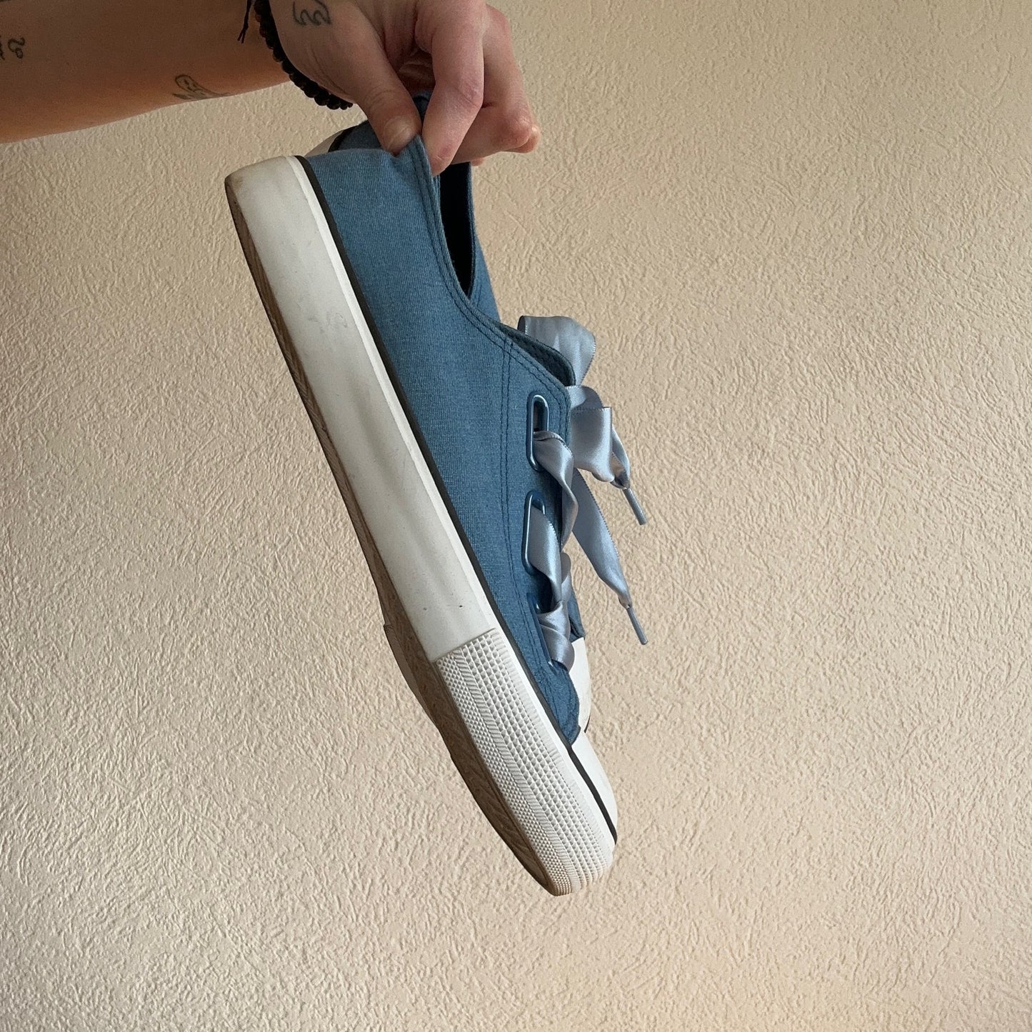 Blue Sneakers | Bern