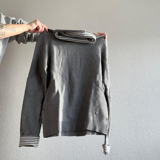 Gray Longsleeve | Storage