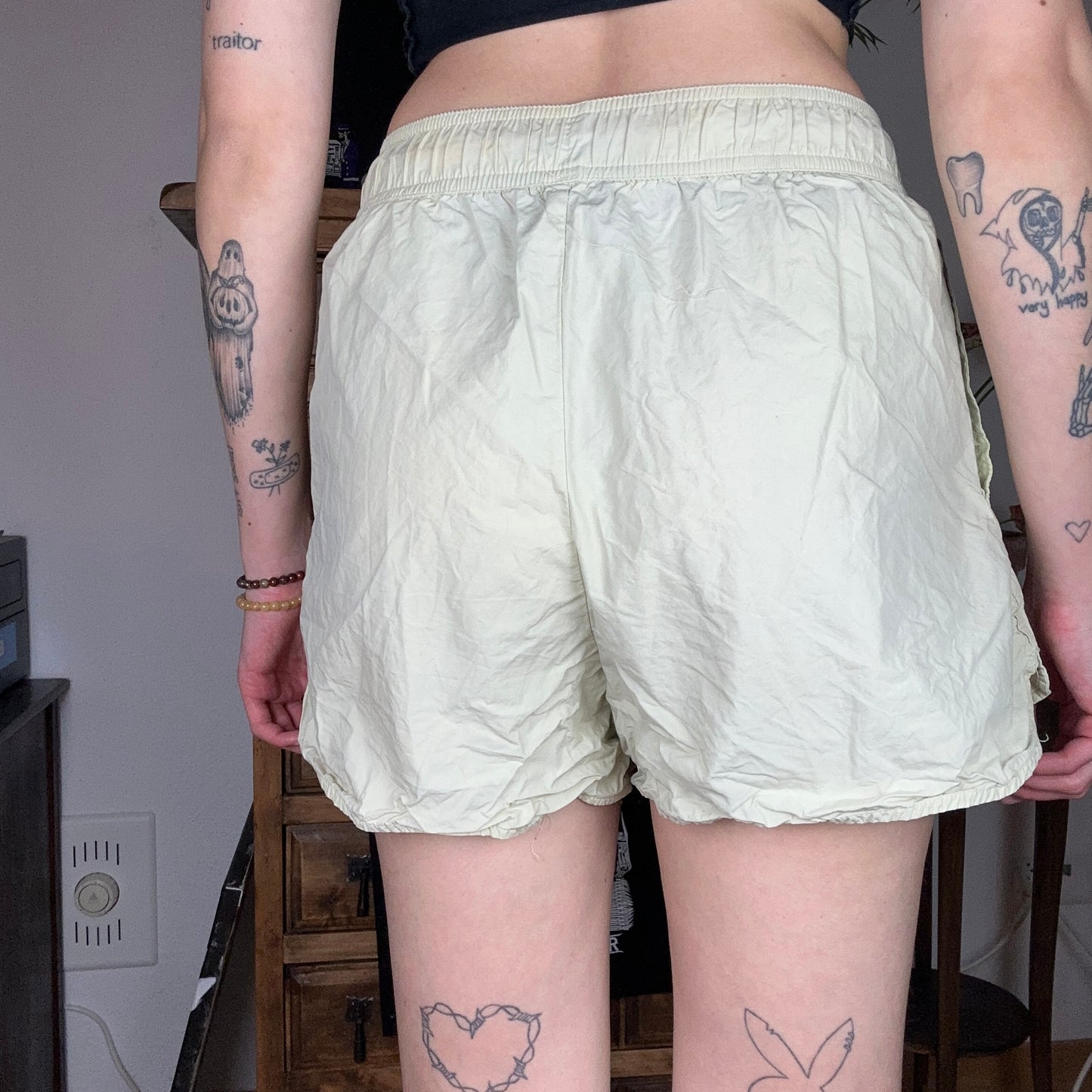 Beige/Green Shorts