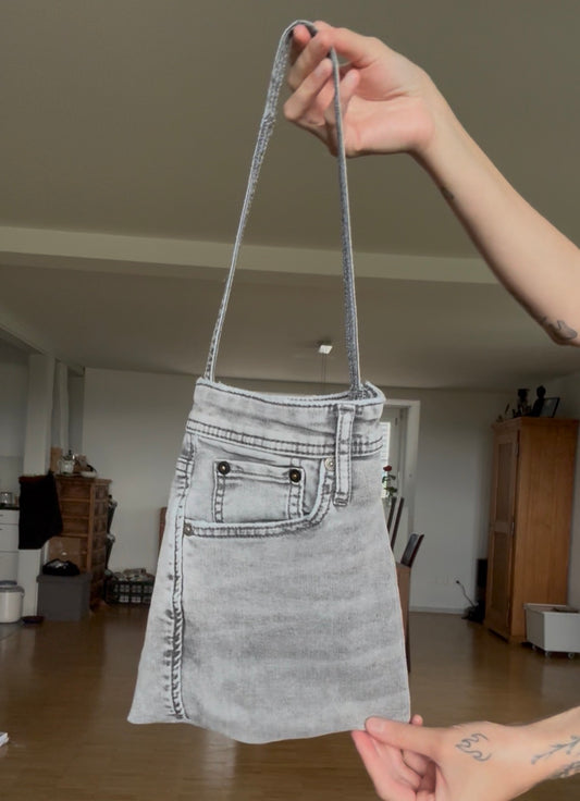 Upcycled Denim Tasche 🩶