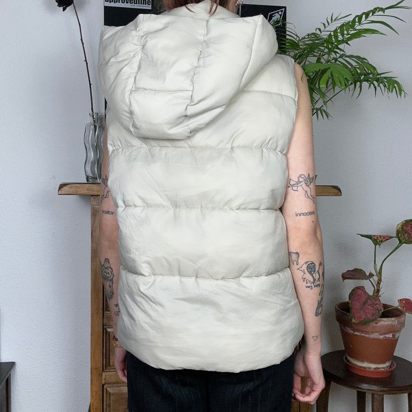 Beige Puffer Vest | Bern