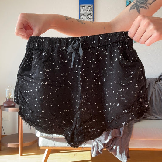 Short noir à pois blancs | Bern