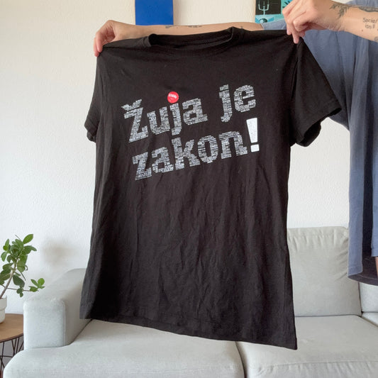 Schwarzes Shirt mit Aufdruck