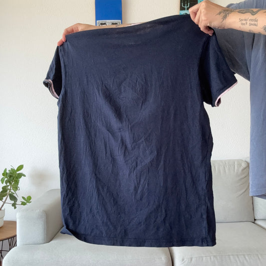Blaues Reebok-Shirt