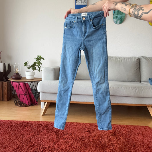 Blue Skinny Jeans | Bern