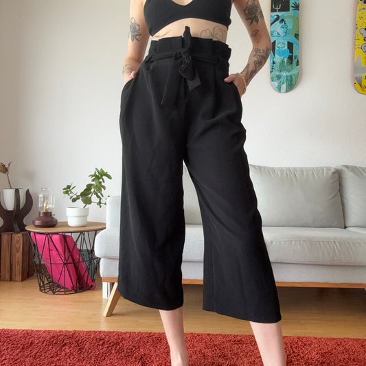Black 3/4 Pants | Bern
