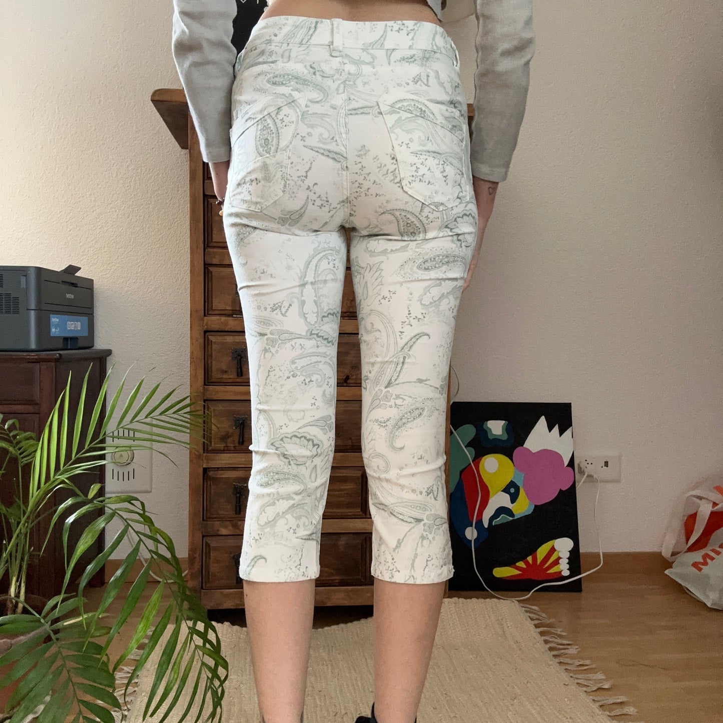 Y2K White Capri Pants | Neuenegg