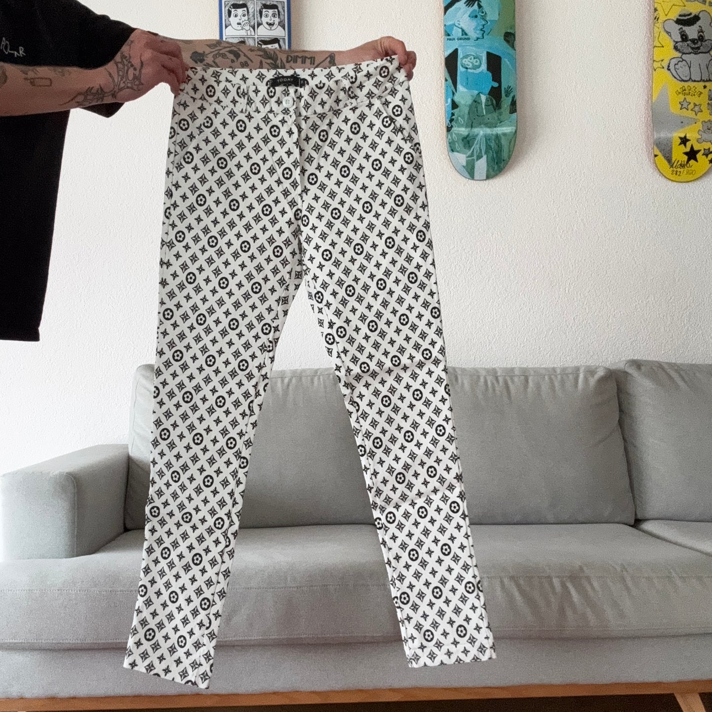 White Pants with black Pattern