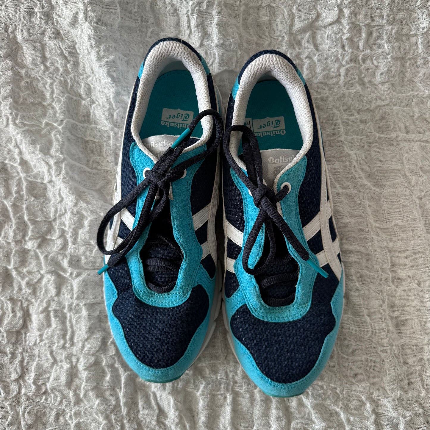 Chaussures bleues
