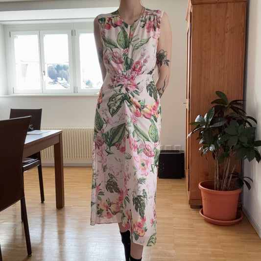 White Dress with Flower Pattern | Bern