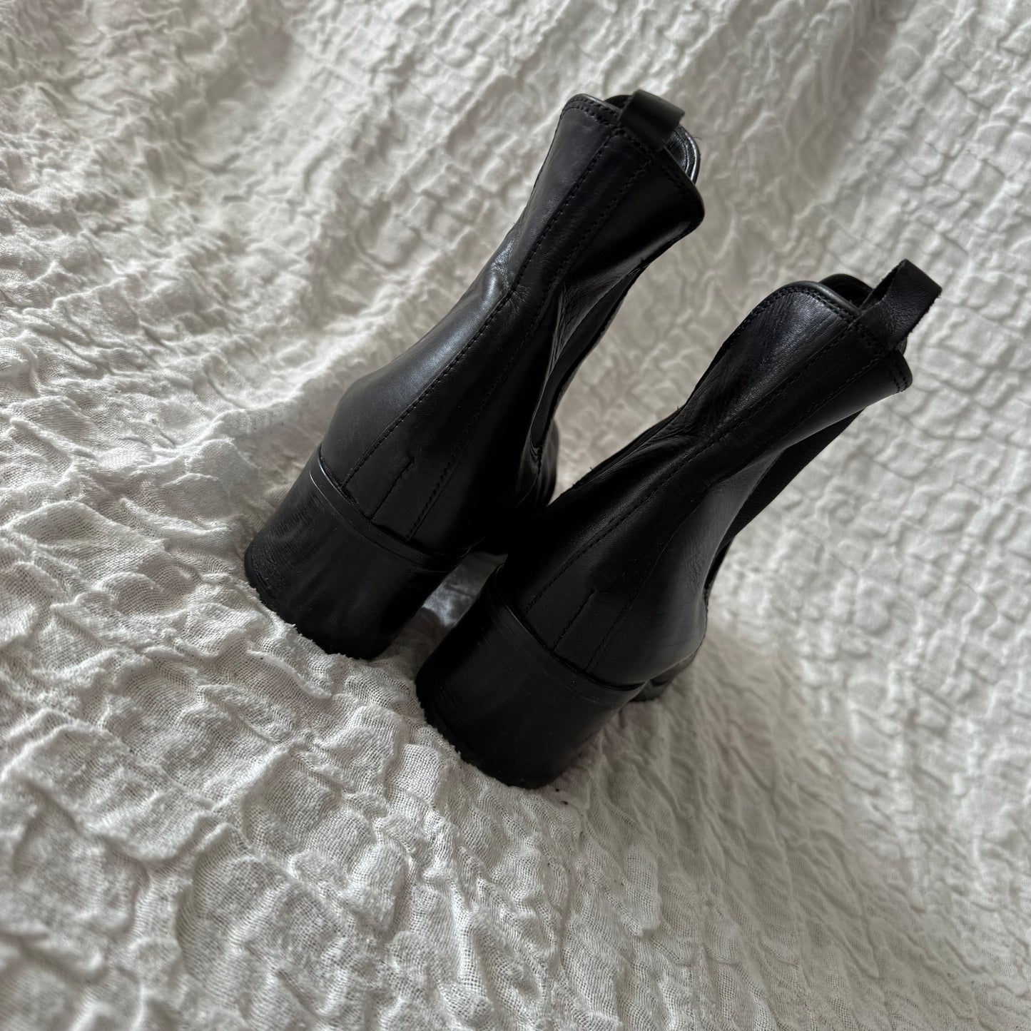Black Boots