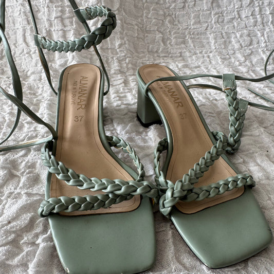 Blaue High Heels
