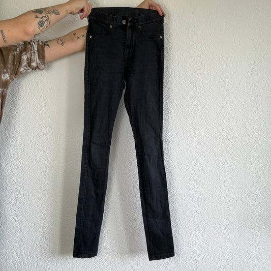 Black Jeans | Bern