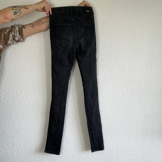 Black Jeans | Bern
