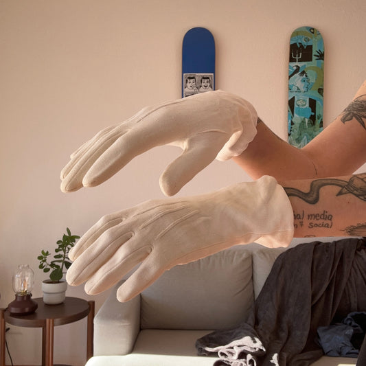 Gants blancs vintage