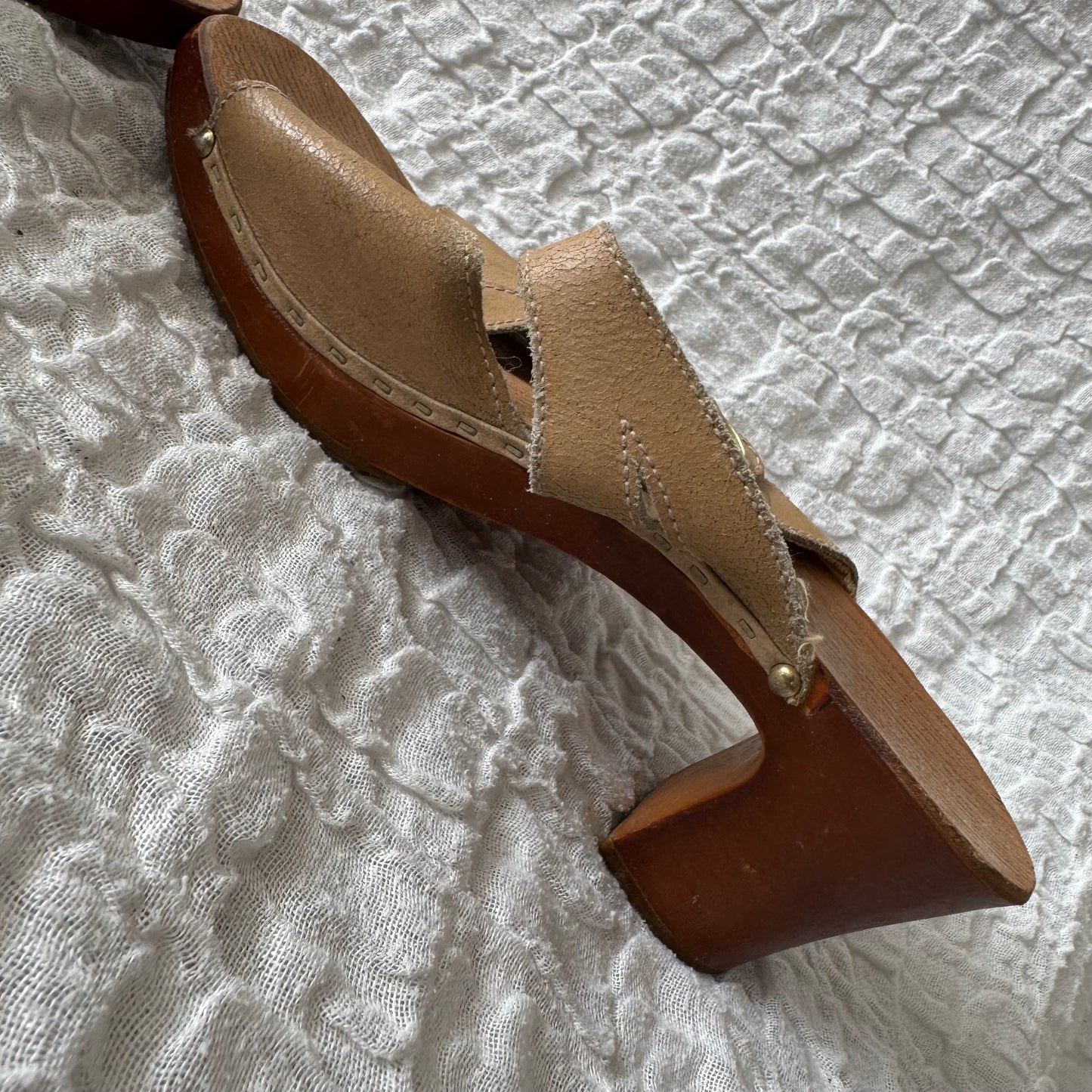 Vintage Brown High Heels | Bern