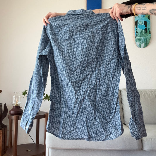 Blue Blouse with white Flower Pattern | Bern