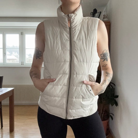 White Puffer Vest | Bern