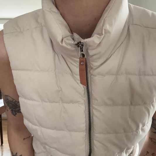 White Puffer Vest | Bern