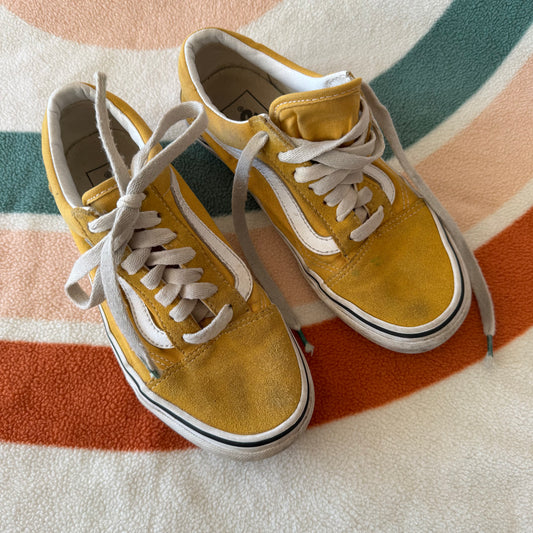 Yellow Vans | Bern