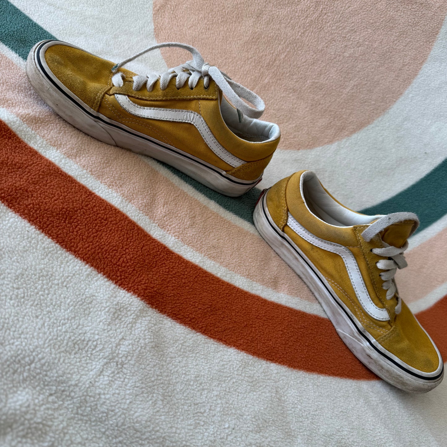 Yellow Vans | Bern