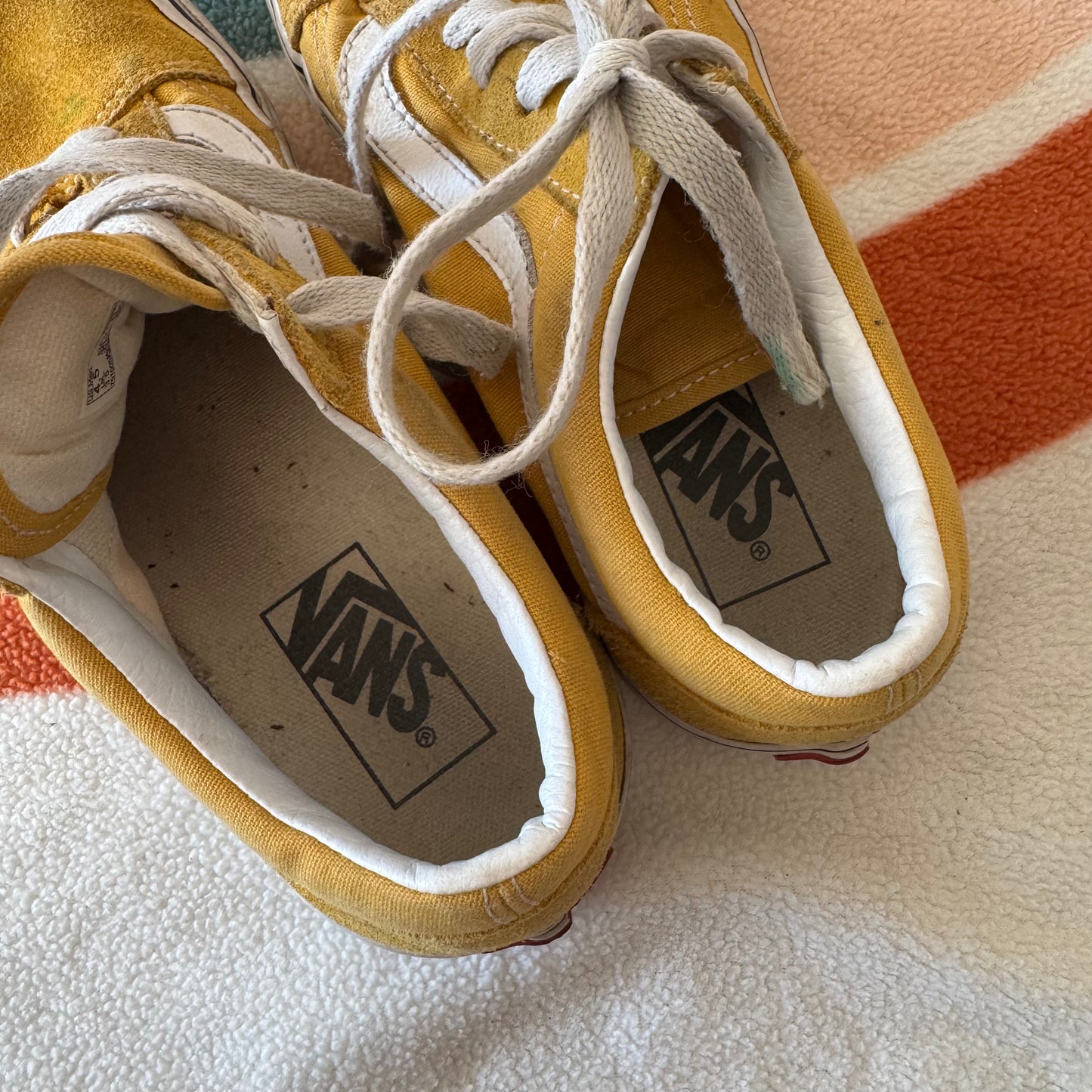 Yellow Vans | Bern
