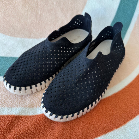 Schwarze Schuhe