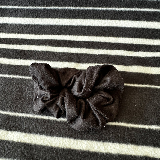 Black Scrunchy